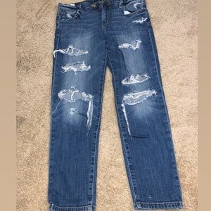 capri/boyfriend cut Joe’s jeans